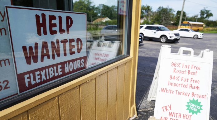 Angajatorii din SUA continua sa angajeze chiar si in fata cresterilor ratelor