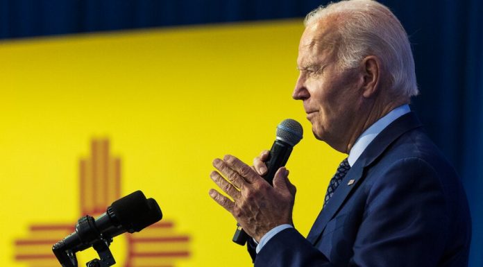 Biden se confrunta cu inca un punct de inflexiune dupa o viata de lupta