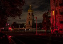 Intreruperile de curent lasa Ucraina acoperita de intuneric