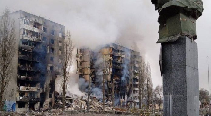 Rusia a anuntat ca renunta la o parte din Herson, dar ucrainenii nu-si fac sperante