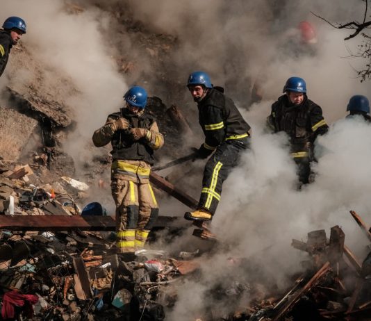 Ucraina este in pericol de a ramane fara aparare antiaeriana in timp ce Rusia lanseaza atacuri cu drone