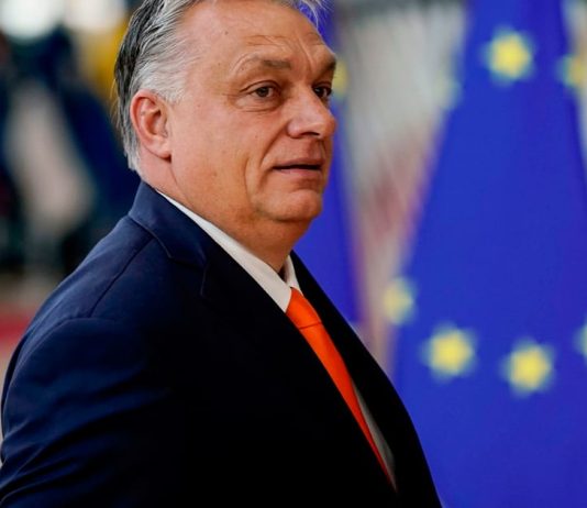 Ungaria promite sa-si revizuiasca sistemul judiciar, sperand sa deblocheze fonduri UE