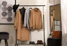 10 articole vestimentare de baza care nu poate lipsi din dulapul tau