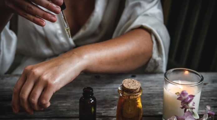 Beneficiile uleiului de argan pentru par si piele