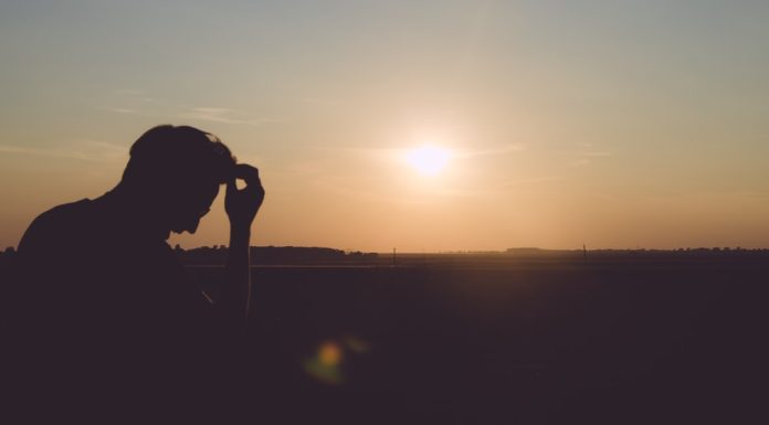 100 de fraze scurte si triste despre iubirea interzisa