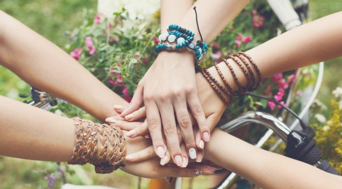 150+ Fraze frumoase, scurte si amuzante despre prietenie