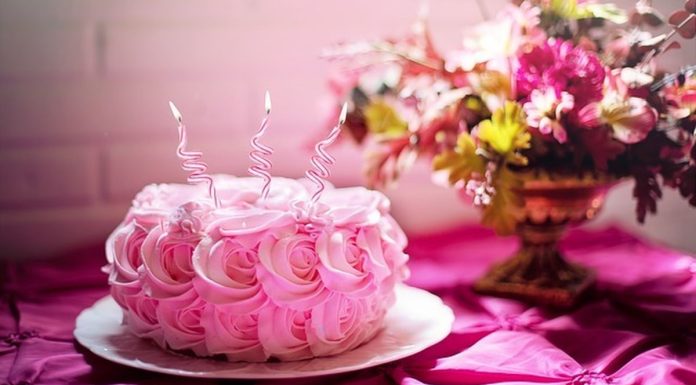 50 de mesaje onomastice pentru a felicita pe cineva special