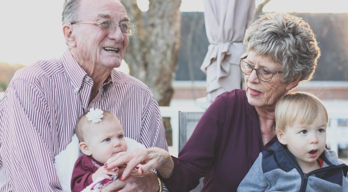 30 de mesaje pentru bunici pentru a-ti exprima dragostea pentru ei