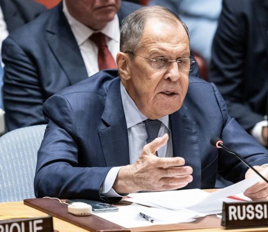 Rusia a acuzat Statele Unite ca se foloseste de NATO pentru a „tinti” China