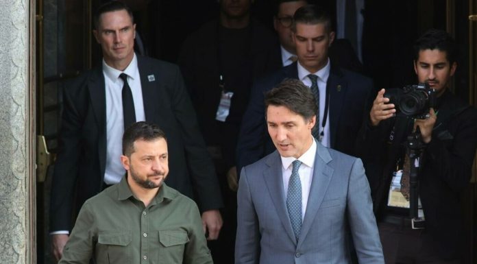 Cum face fata Zelensky situatiei actuale in care se afla Ucraina?