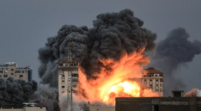 Atacul Israelului asupra lui Rafah continua, dar inca nu exista un plan de evacuare a civililor