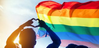 CSIS avertizeaza ca „miscarea anti-gen” reprezinta o amenintare de „violenta extrema”