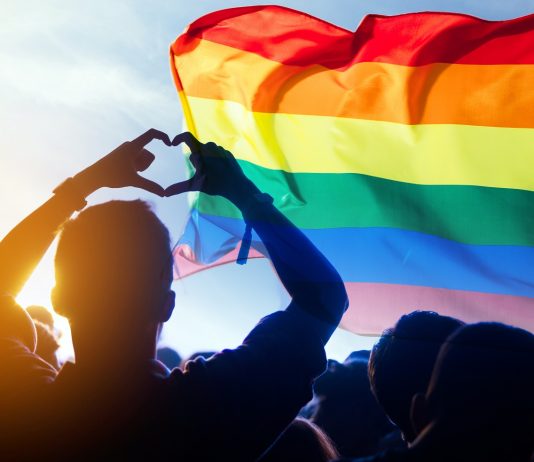 CSIS avertizeaza ca „miscarea anti-gen” reprezinta o amenintare de „violenta extrema”