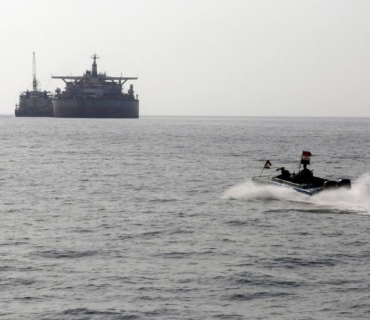 Rusia si China se ciocnesc cu SUA si Marea Britanie din cauza atacurilor asupra navelor din Marea Rosie