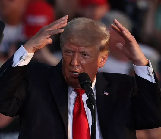 Trump cere Curtii Supreme sa amane procesul sau de urmarire penala, pretinzand imunitate