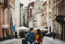 De ce devine din ce in ce mai greu sa legam relatii serioase in marile orase